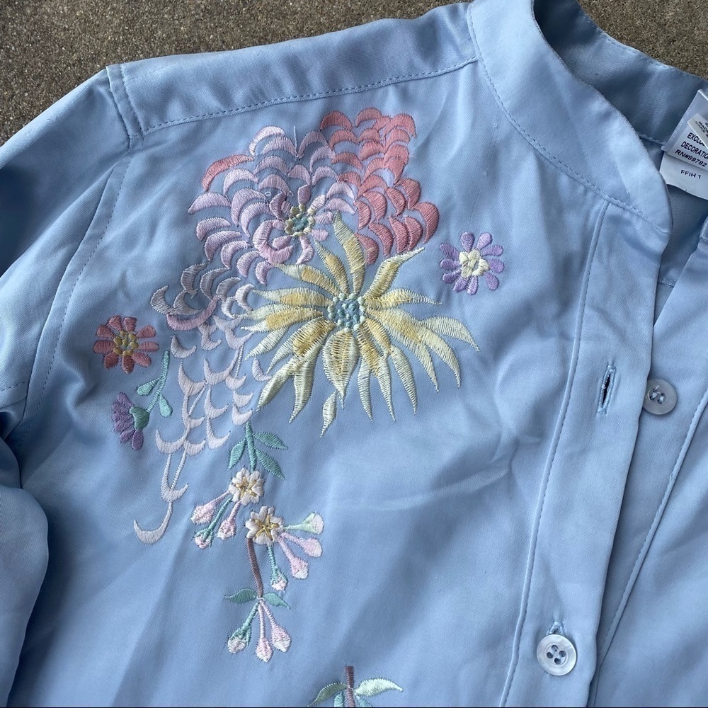 Natori Satin Floral Embroidered Sleep Shirt Blue Womens Small - Picture 4 of 7